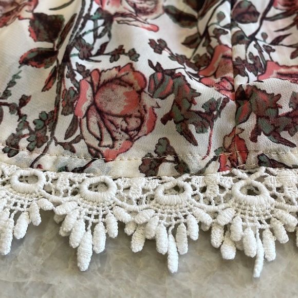 Floral Romper - Audrey Romper - Floral Print - Brunch Outfit - Size Small - Picture 5 of 8